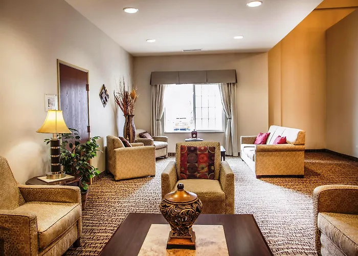 Hotel Comfort Near Libertyville North