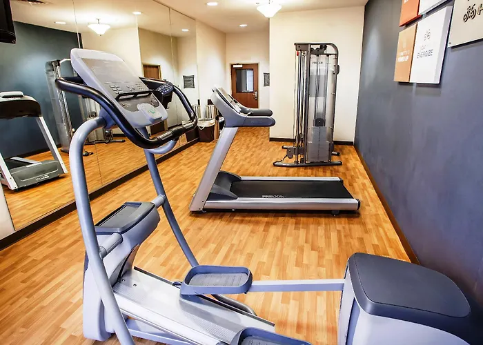 Hotel Comfort Near Libertyville North