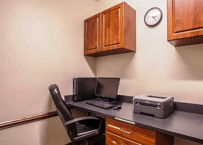 Hotel Comfort Near Libertyville North Grayslake