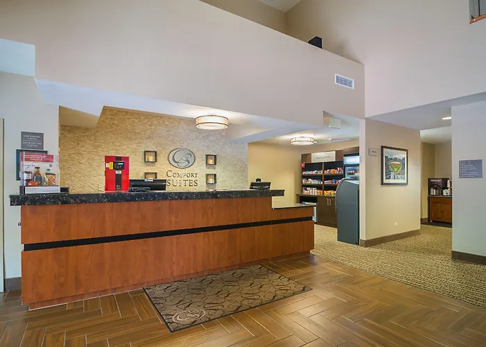 Comfort Near Libertyville North 4* Grayslake