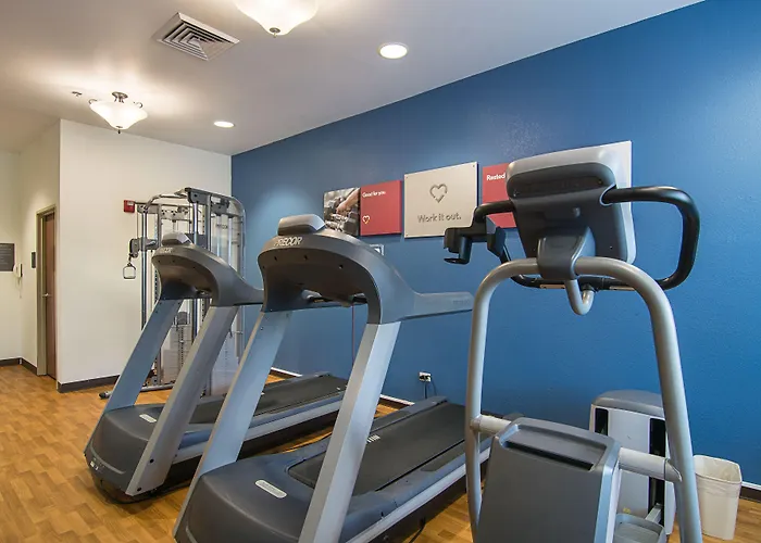 Hotel Comfort Near Libertyville North