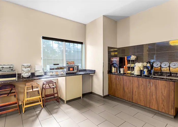 Comfort Near Libertyville North Grayslake